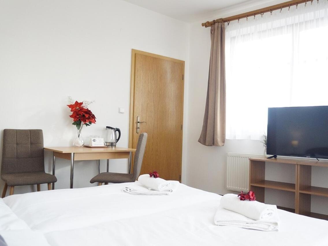 Hotel U Brany Uherský Brod Eksteriør billede